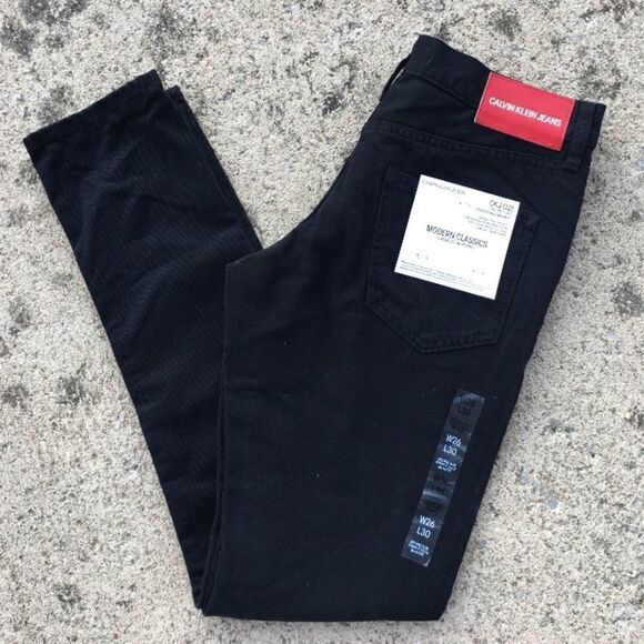 NWT Calvin Klein slim patchwork jeans. Size 26x30 - Picture 2 of 4